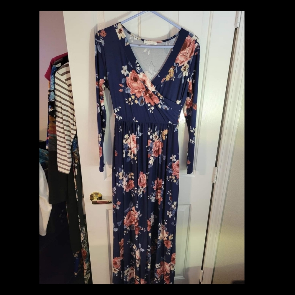 Reborn J Elegant Navy and Pink Floral Long Sleeve Dress